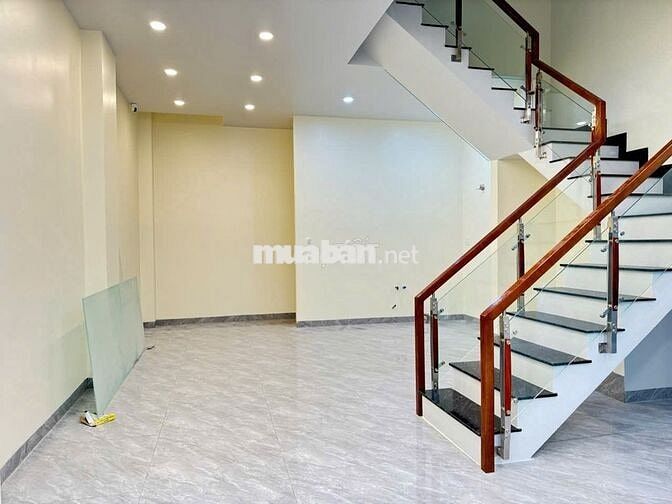 BÁN NHÀ CHÍNH CHỦ – VỊ TRÍ ĐẸP, GIÁ TỐT, SỔ HỒNG RIÊNG