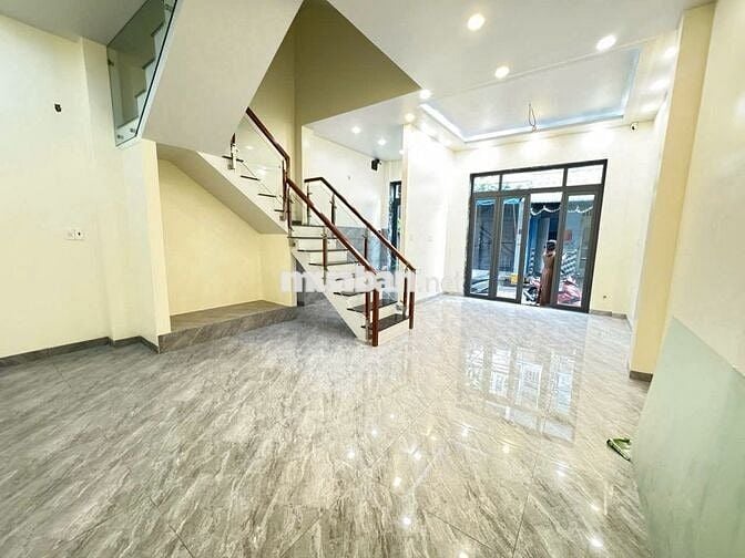 BÁN NHÀ CHÍNH CHỦ – VỊ TRÍ ĐẸP, GIÁ TỐT, SỔ HỒNG RIÊNG