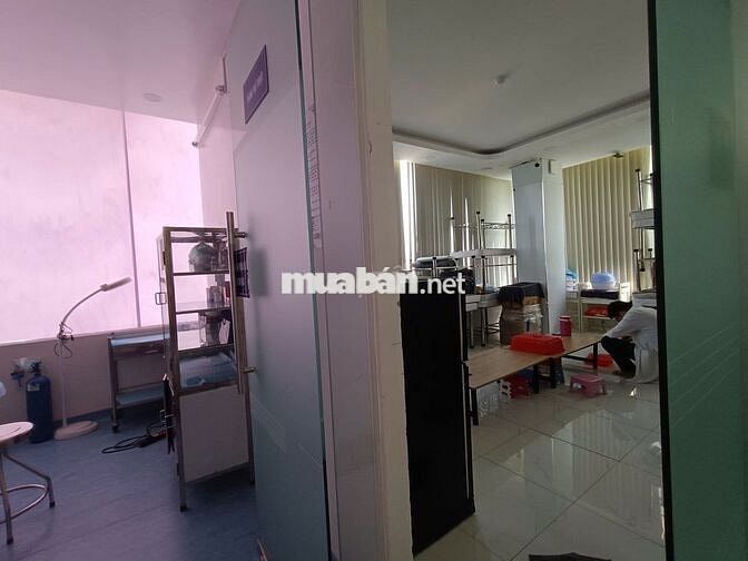 MẶT BẰNG CHO THUÊ HỢP TÁC KẾT HỢP GÓC MẶT TIỀN – TRUNG TÂM QUẬN 1