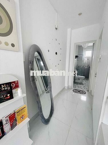 STUDIO BAN CÔNG-FULL NT-FULL DECOR