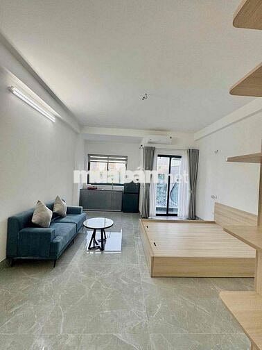 RA MẮT STUDIO CÓ BAN CÔNG NGAY PHỐ ẨM THỰC_PHỐ VỀ ĐÊM TIỆN ĐI TRUNG TÂ