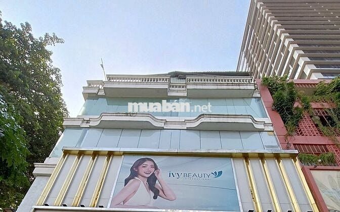 MẶT BẰNG CHO THUÊ HỢP TÁC KẾT HỢP GÓC MẶT TIỀN – TRUNG TÂM QUẬN 1