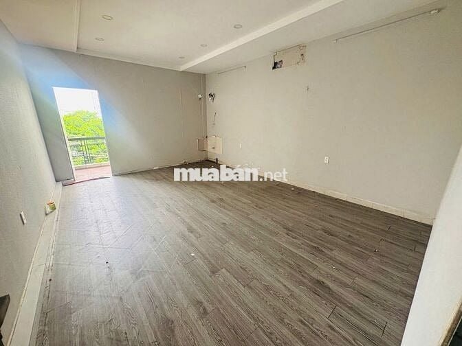 CHO THUÊ NHÀ MẶT TIỀN TẠ QUANG BỬU Q8 GẦN PARC MALL. 4X20M, 3 LẦU, 6PN