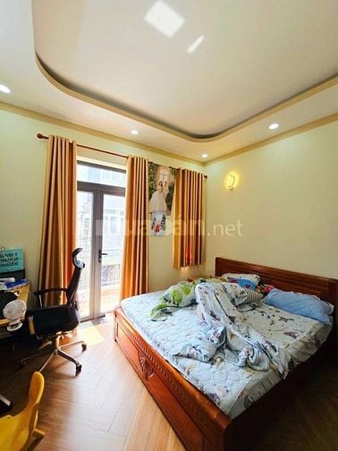 SOS! BÁN NHÀ ĐOÀN VĂN BƠ, PHƯỜNG 16, QUẬN 4, GIÁ TỐT CHỈ: 3 tỷ750 TL