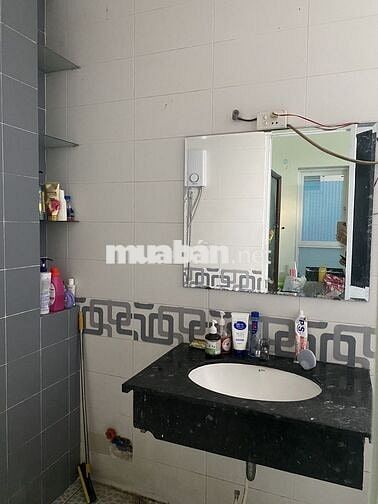 [Gấp] Thủ Đức - Pass phòng về quê, cần người tháng 11 dọn vô ở liền