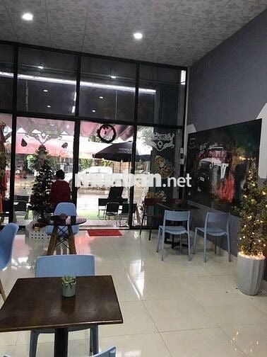 Cho thuê mặt bằng nhà c4 mt khuê trung ,cẩm lệ