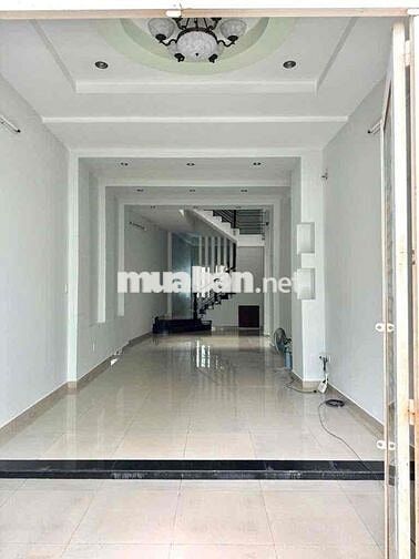 Giáp Quận 1, DT lớn 90m2, nhà 3 tầng 3PN, Hoàng Hoa Thám Bình Thạnh