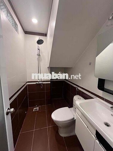 💥 NHÀ MỚI 5 TẦNG – Ô TÔ NGỦ TRONG NHÀ – NGUYỄN VĂN ĐẬU – 10,999 TỶ TL