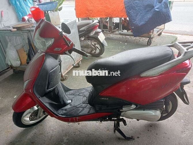 Nhà mình dư xe của Mẹ, cần bán ạ