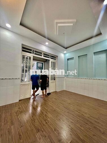 Cho Thuê Nhà Sạch DT 5x15 1Trệt 1Lầu 3Pn 2Wc Sân Hẻm Xe Tải Ngã Tư Ga