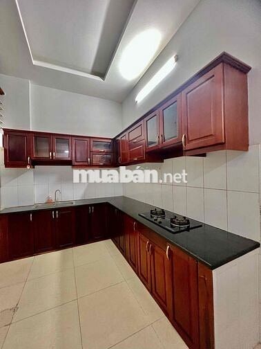 Cho Thuê Nhà Sạch DT 5x15 1Trệt 1Lầu 3Pn 2Wc Sân Hẻm Xe Tải Ngã Tư Ga