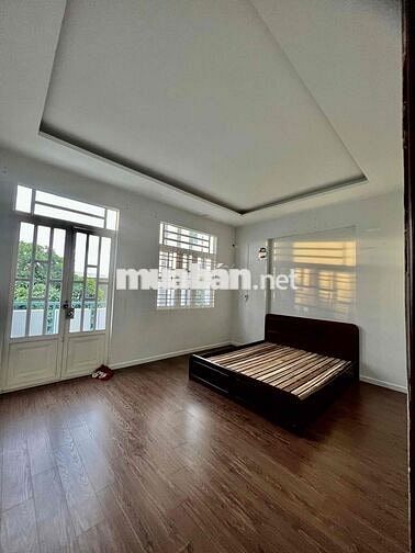 Cho Thuê Nhà Sạch DT 5x15 1Trệt 1Lầu 3Pn 2Wc Sân Hẻm Xe Tải Ngã Tư Ga