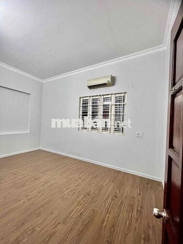 Cho Thuê Nhà Sạch DT 5x15 1Trệt 1Lầu 3Pn 2Wc Sân Hẻm Xe Tải Ngã Tư Ga