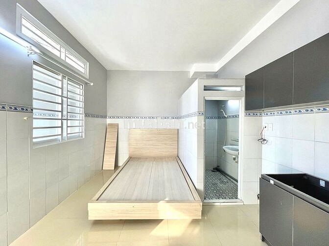 PHÒNG CHO THUÊ FULL NỘI THẤT QUẬN 10 – CMT8 – CÓ THANG MÁY