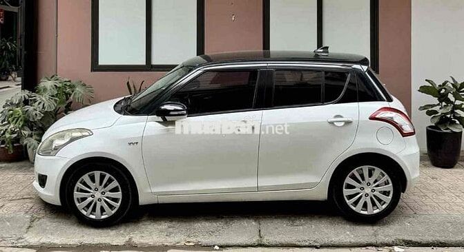 Suzuki Swift 2015 1.4 AT - 50000 km