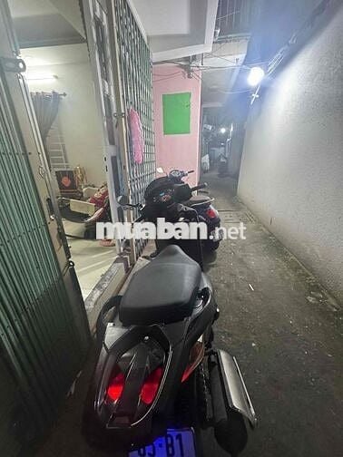 cần bán Sh 125i úp Sh ý