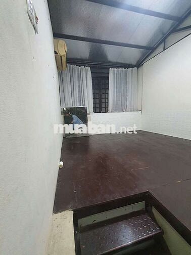 Nhà 2 tầng khép kín khu vực Tôn Thất Tùng, Trường Chinh