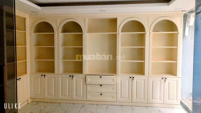 Cho thuê căn góc  Khách sạn 2 MT Phạm Văn Nghị giá 200tr PMH