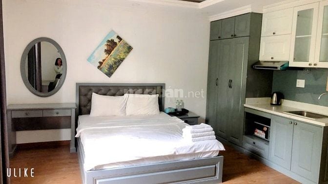 Cho thuê căn góc  Khách sạn 2 MT Phạm Văn Nghị giá 200tr PMH