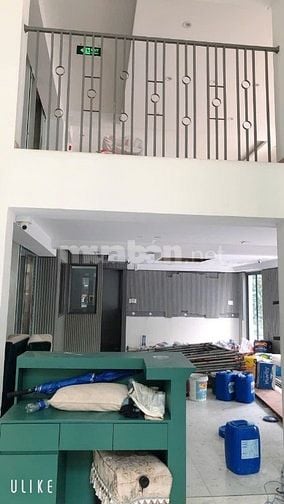 Cho thuê căn góc  Khách sạn 2 MT Phạm Văn Nghị giá 200tr PMH