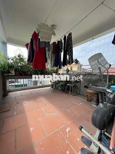 Siêu phẩm Gia Quất – 35m² x 4T, ô tô vào nhà, ở ngay, giá chỉ hơn 5 tỷ