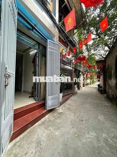 Siêu phẩm Gia Quất – 35m² x 4T, ô tô vào nhà, ở ngay, giá chỉ hơn 5 tỷ