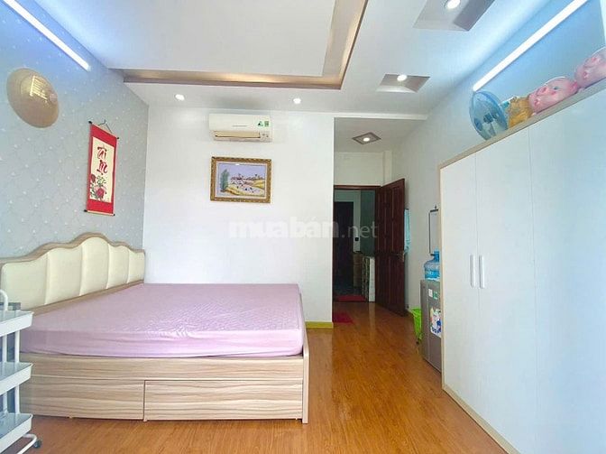Chủ đi nước ngoài định cư bán gấp nhà  XVNT 4ty950 60m2 tặng full nt