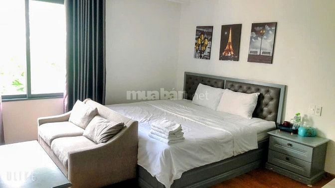 Cho thuê căn góc  Khách sạn 2 MT Phạm Văn Nghị giá 200tr PMH