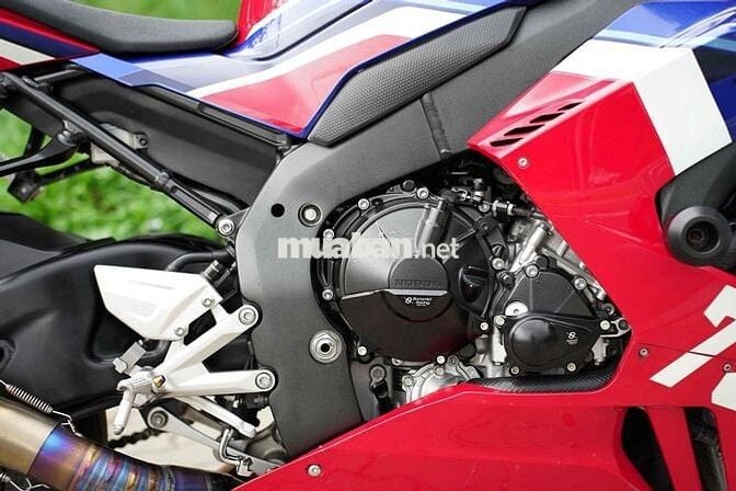 ❎Ⓜ️ HONDA CBR1000RRR ODO 8K SIÊU LƯỚT, có đổi xe
