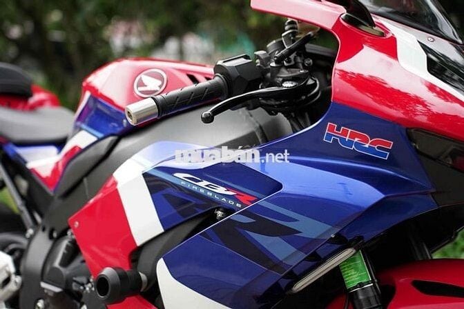 ❎Ⓜ️ HONDA CBR1000RRR ODO 8K SIÊU LƯỚT, có đổi xe