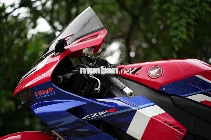 ❎Ⓜ️ HONDA CBR1000RRR ODO 8K SIÊU LƯỚT, có đổi xe