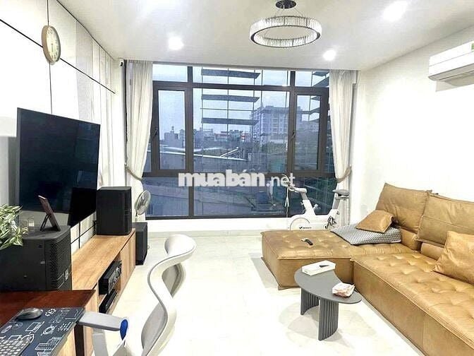 NHÀ ĐẸP NGAY AEON TÂN PHÚ (Ngang 4 nở hậu 4.3 mét)