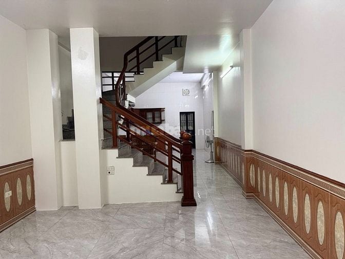 BÁN GẤP CĂN NHÀ 3 TẦNG NGÕ 1 NAM BÌNH CỰC ĐẸP CÓ THỂ Ở HOẶC KINH DOANH