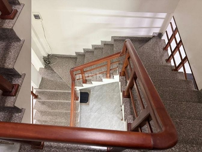 BÁN GẤP CĂN NHÀ 3 TẦNG NGÕ 1 NAM BÌNH CỰC ĐẸP CÓ THỂ Ở HOẶC KINH DOANH