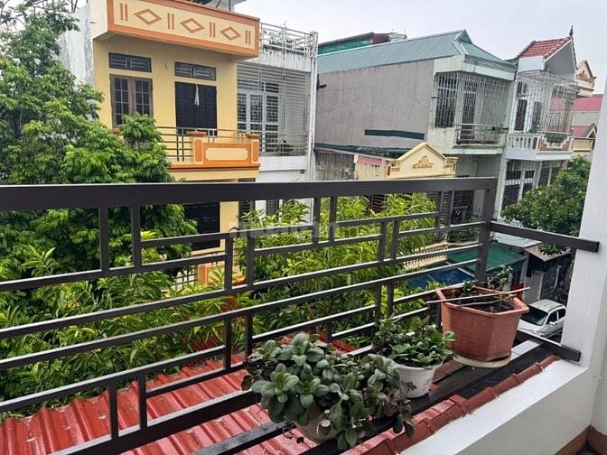 BÁN GẤP CĂN NHÀ 3 TẦNG NGÕ 1 NAM BÌNH CỰC ĐẸP CÓ THỂ Ở HOẶC KINH DOANH