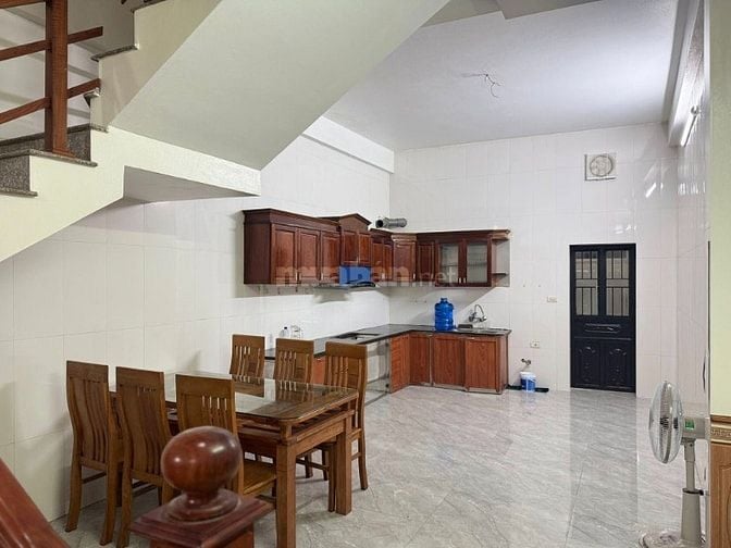 BÁN GẤP CĂN NHÀ 3 TẦNG NGÕ 1 NAM BÌNH CỰC ĐẸP CÓ THỂ Ở HOẶC KINH DOANH