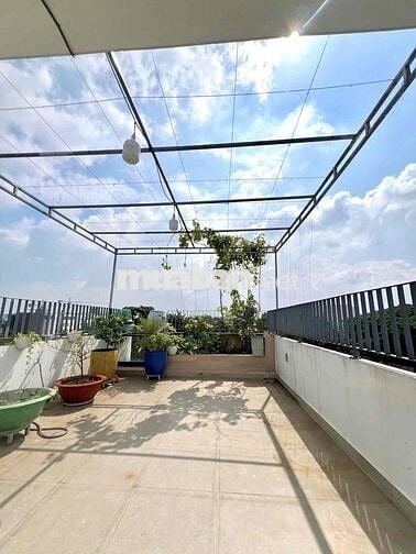 NHÀ ĐẸP NGAY AEON TÂN PHÚ (Ngang 4 nở hậu 4.3 mét)