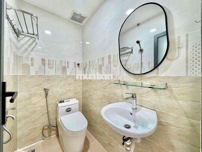 Căn hộ Studio cửa sổ trời siêu rẻ ngay chân cầu Bình Lợi