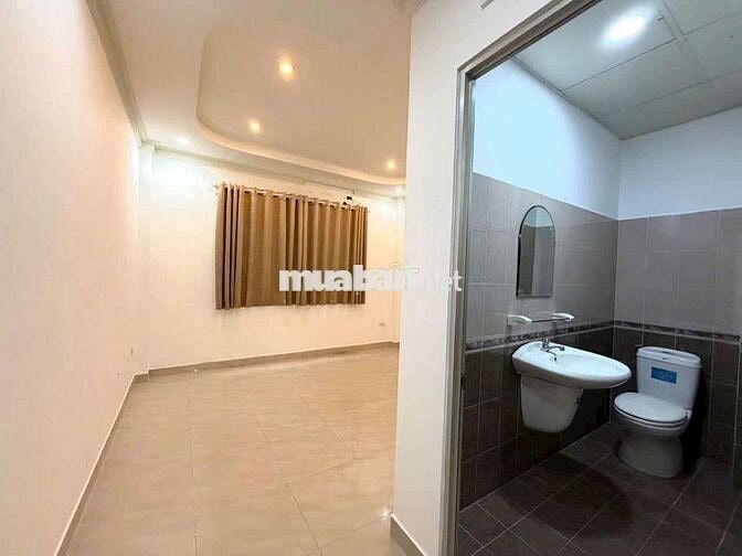 MẶT TIỀN KINH DOANH - CÓ HẦM XE - 4PN, TOLET KHÉP KÍN