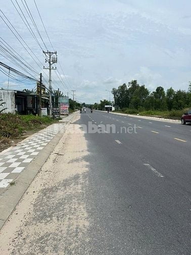 10x37(449m2) 100m2 Tc Nguyễn Chí Thanh Tân Bình LaGi Giá Cực Rẻ Chỉ 3,