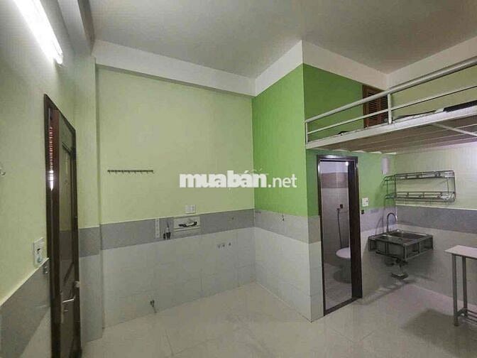 (ĐIỆN NƯỚC RẺ+FREE XE)  PHÒNG GIÁ RẺ-GÁC CAO-THANG MÁY-SẴN NỘI THẤT