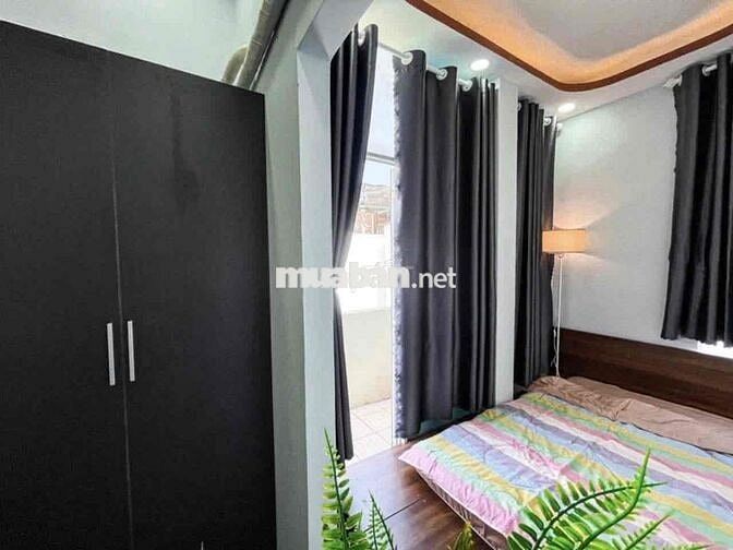 🔥Cho thuê căn 2PN 1WC Full nội thất, cửa sổ trời, ngay cầu vượt 3/2 🔥