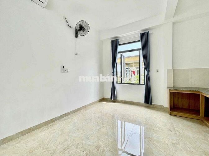 Căn hộ Studio cửa sổ trời siêu rẻ ngay chân cầu Bình Lợi