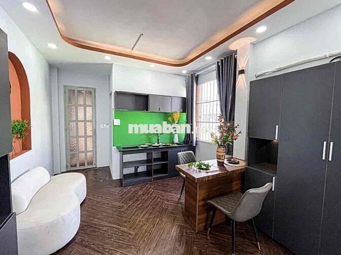 🔥Cho thuê căn 2PN 1WC Full nội thất, cửa sổ trời, ngay cầu vượt 3/2 🔥