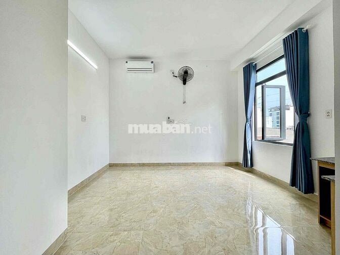 Căn hộ Studio cửa sổ trời siêu rẻ ngay chân cầu Bình Lợi