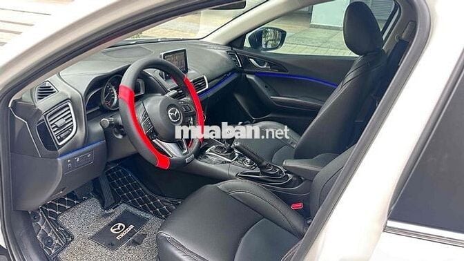 Mazda 3 2015 1.5 AT - màu trắng 1 chủ