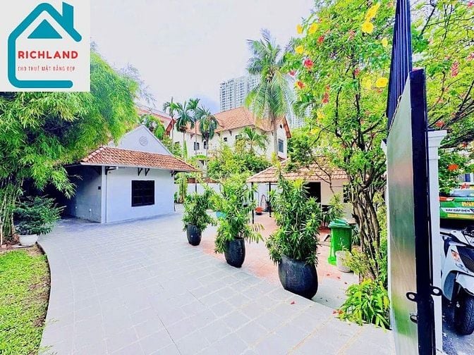 Cho Thuê Biệt Thự HXH : 6/1/2 Nguyễn Ư Dĩ, Phường Thảo Điền, Quận 2.