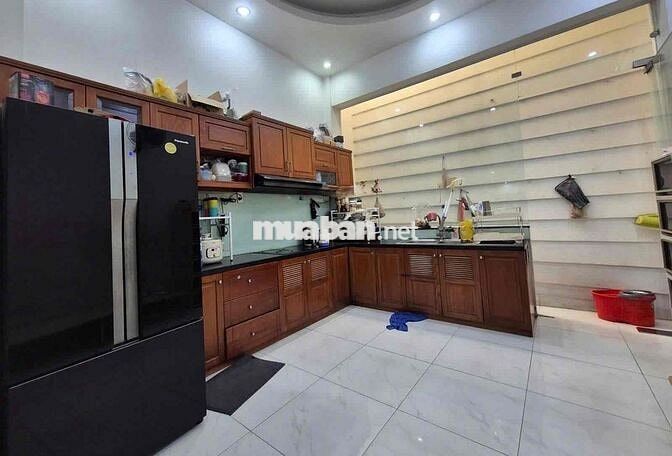 NHÀ ĐẸP TÂN PHÚ 4PHÒNG ( DTSD : 240m2 )