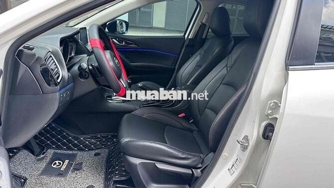 Mazda 3 2015 1.5 AT - màu trắng 1 chủ