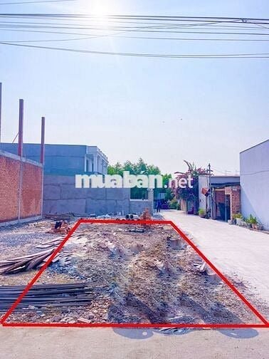 Kẹt Tiền Nên Cần Bán Lô Gốc 2 Mặt Tiền Gần Đường Đồng Khởi Trước Tết